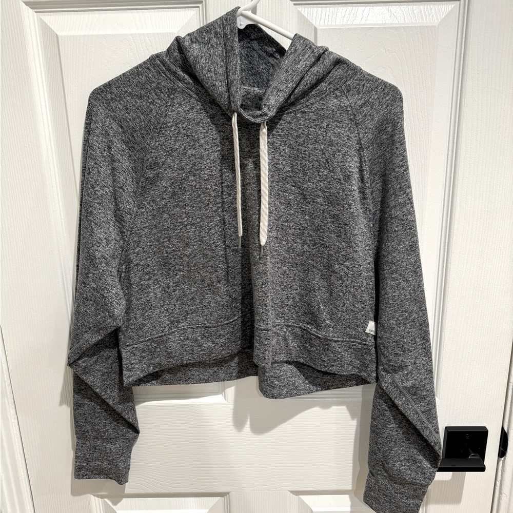 Vuori Halo Cropped Funnel Neck Hoodie